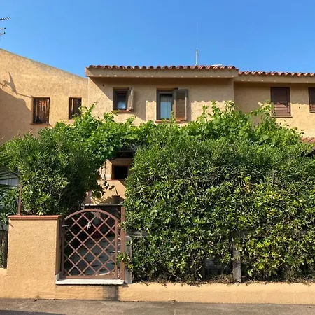 Holiday home La Casa Degli Ibiscus